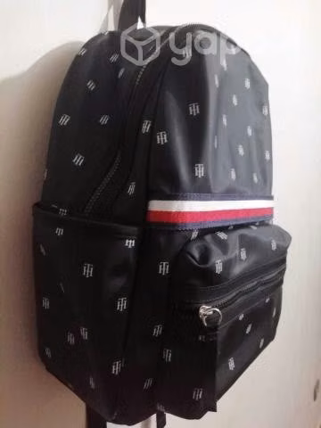 Backpack Tommy Hilfiguer Nueva con etiqueta