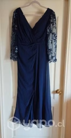 Hermoso vestido de fiesta mujer