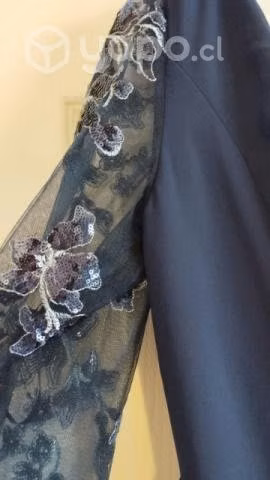 Hermoso vestido de fiesta mujer