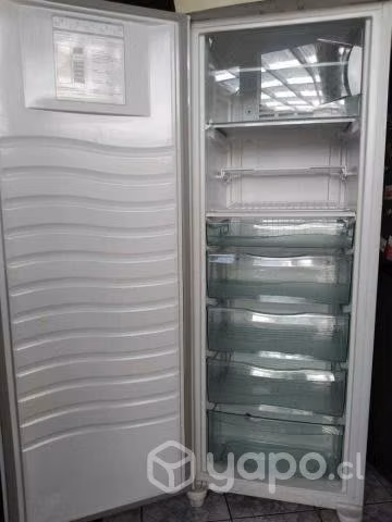 Hermoso Freezer Whirlpool
