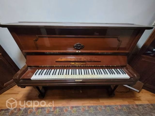 Piano vertical Carl Hardtmann