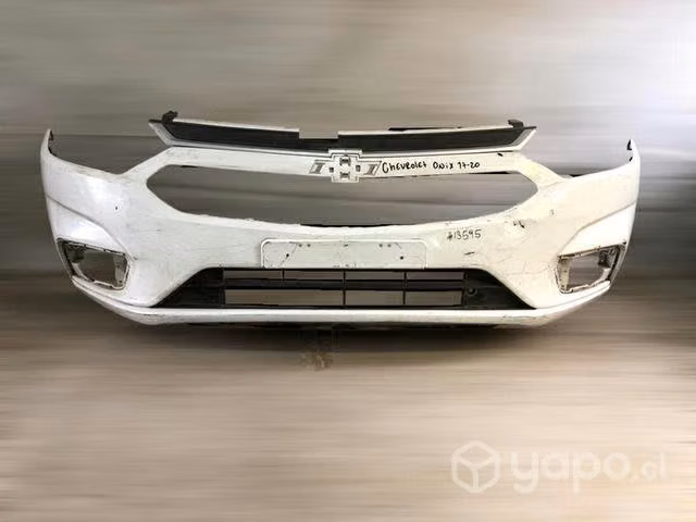 Parachoque delantero Chevrolet Onix 2017-2020