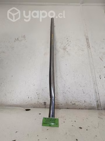 Moldura Lame Vidrio Del Izq Chevrolet Captiva 2016