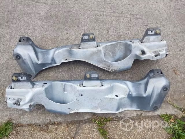 Soporte guardafangos Renault Kangoo 2010 a 2013