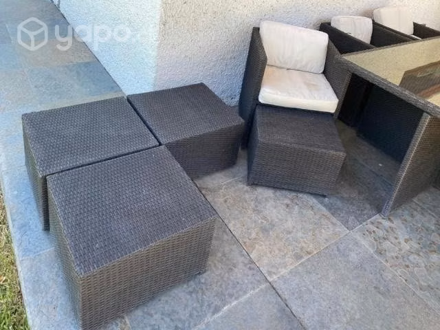 Comedor terraza de Rattan. Con 6 sillones y 4 piso