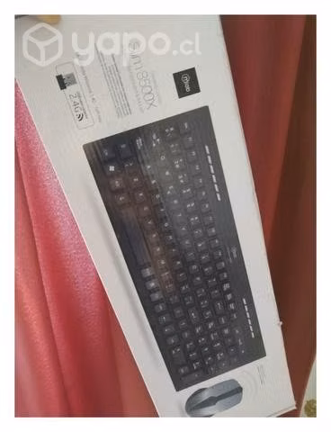 Teclado Inalámbrico con Mouse