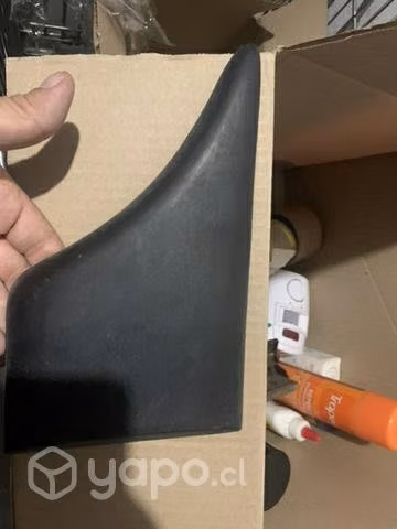 Moldura tapa barro izq Peugeot partner hasta 2012