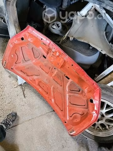 Parachoque y capot de suzuki alto disponible en ta