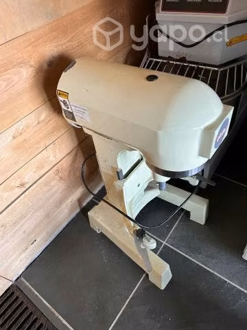 Batidora Industrial Maigas 10 Litros
