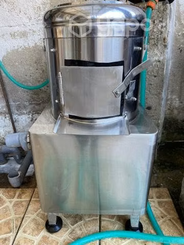 Máquina peladora de papas