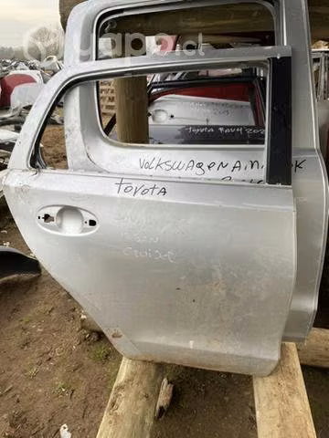 Puerta Toyota urban crusier 2014