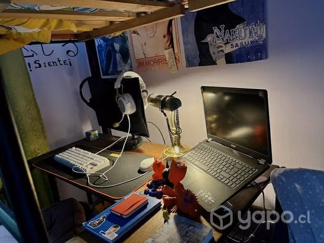 Cama alta con escritorio