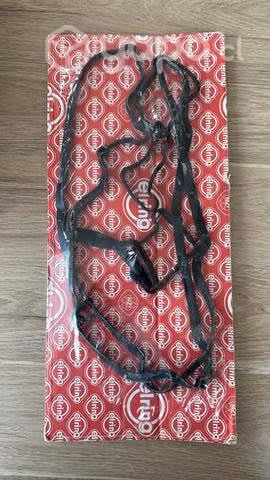 Empaquetadura tapa de válvula Mercedes Benz M271