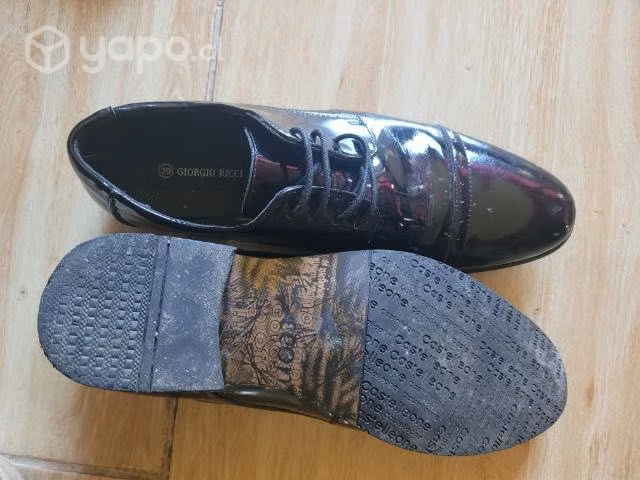 Zapato charol negro hombre