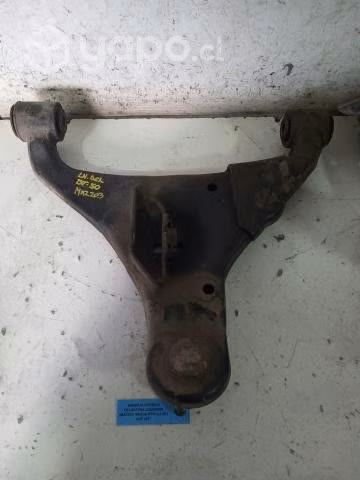 Bandeja Inferior Delantera Izquierda (MAZ203) Mazd