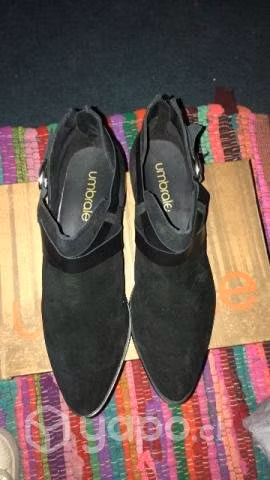 Umbrale Zapatos Cuero Negro