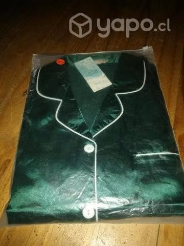 Pijama de seda