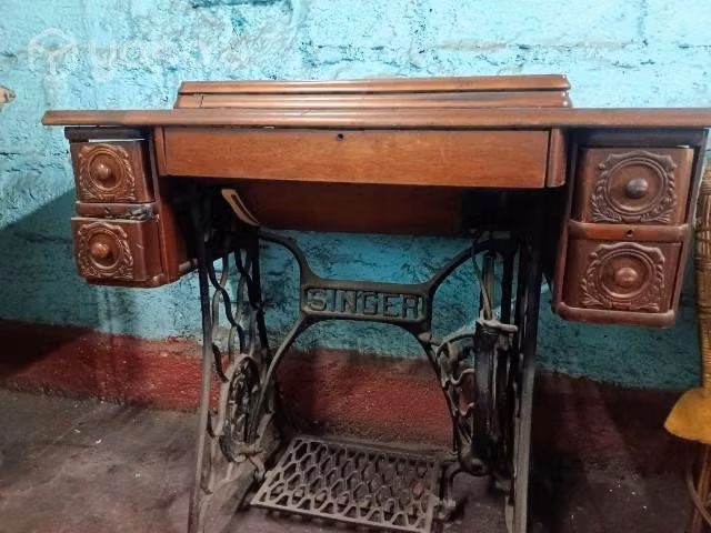 Máquina de coser Marca Singer