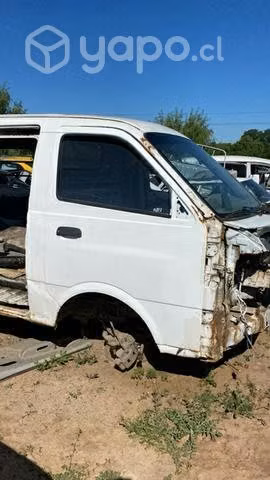Puerta kia besta 2004