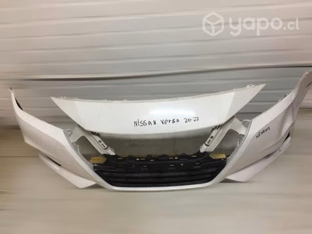 Parachoque delantero nissan versa 2020-2022