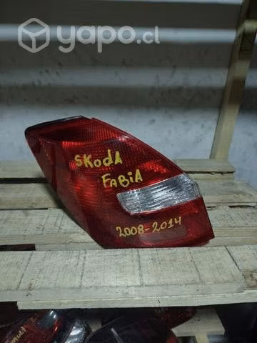 Foco trasero skoda favia 2008-2014