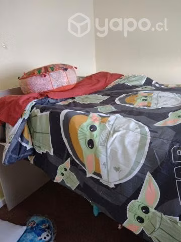 Cama con mueble