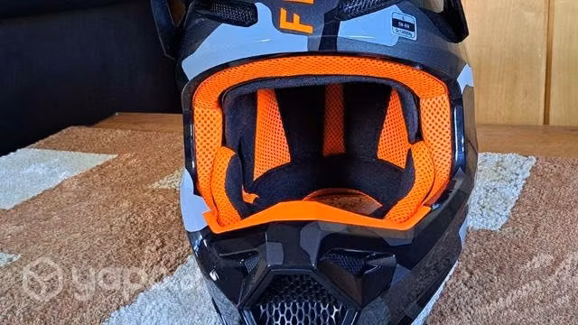 Casco fox v1 ( negro )