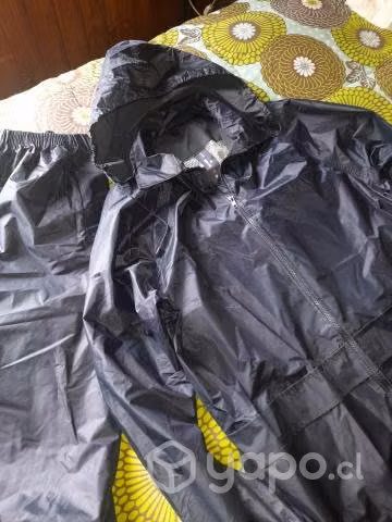 Traje de Agua talla m nuevo