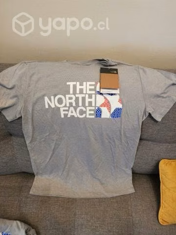 Polera North face