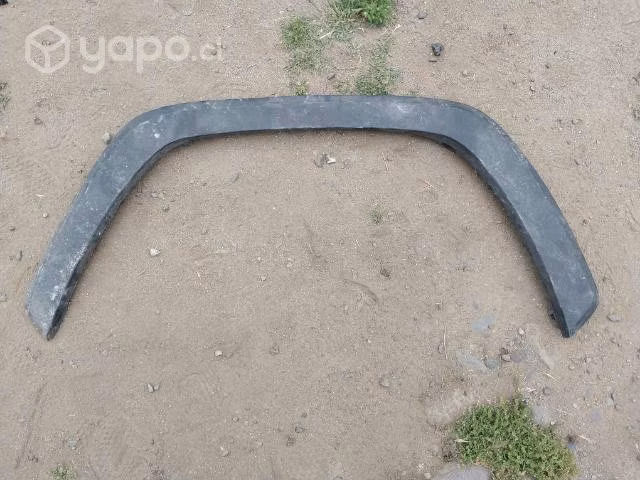 Moldura tapabarro Toyota Rav4 del 19 al 22
