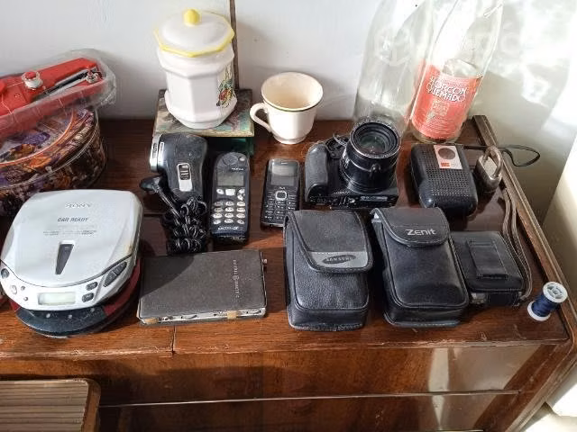Máquinas y radios antigua