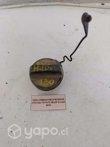 Tapa Combustible Interior (TYC130) Toyota Hilux