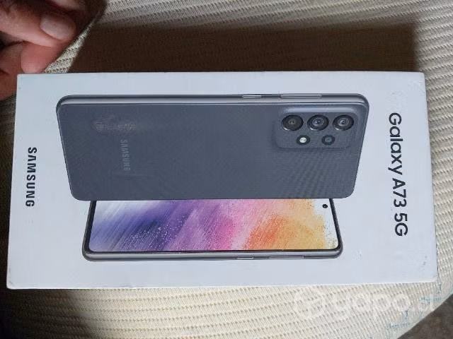 Samsung a73 y oppo reno 5 lite