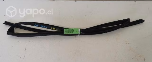 Goma Vidrio Puerta Tras Izq (TR031) Toyota Rav4
