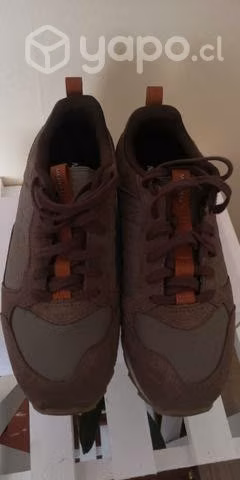 Zapatilla Merrell nueva - Imagen 2