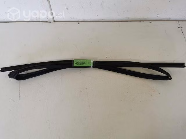 Goma Vidrio Puerta Trase Der (TR030) Toyota Rav4