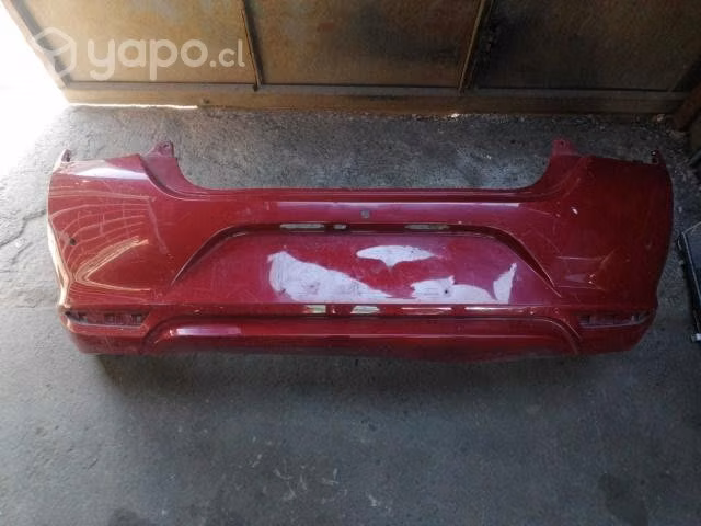 Parachoque trasero nissan verna original