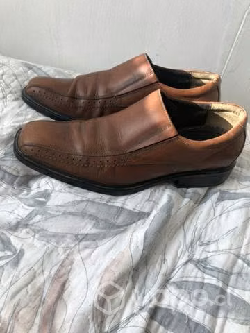 Zapato cardinale de cuero n41