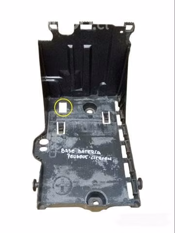 Base Batería Peugeot 3008 (2008-2015) Con Detalle