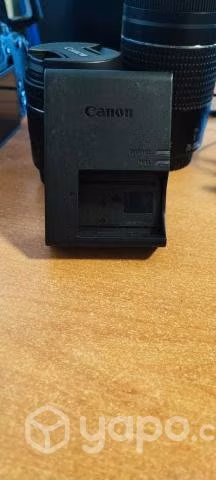 Camara Canon T8i