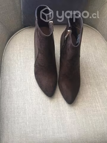 Hermosos botines talla 37