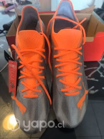 Zapatillas de fútbol profesional
