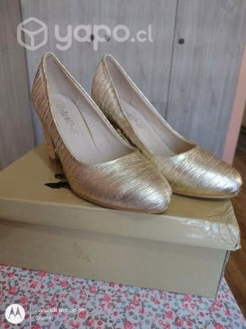 Zapatos de fiesta Nuevos talla 36
