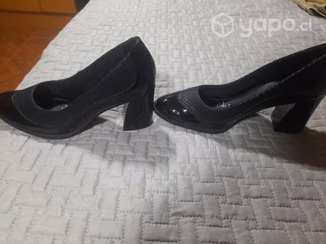 Zapatos formales número 38 - Imagen 2
