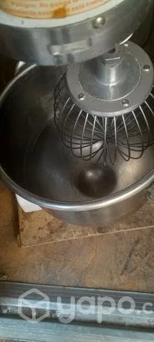 Batidora industrial 30 litros Bate mezcla amasa