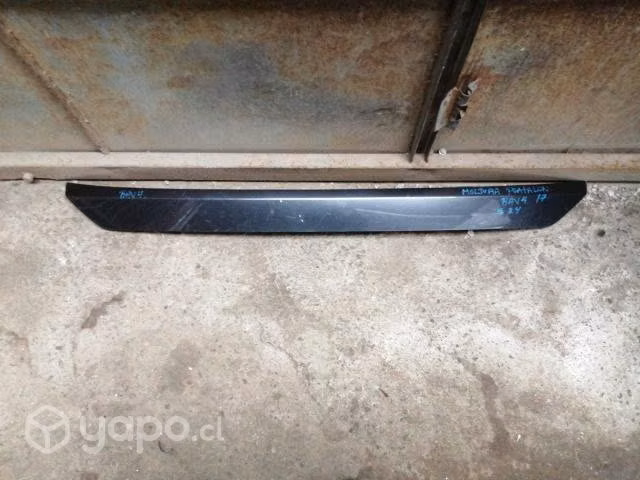 Moldura portalon toyota rav4 2017 original