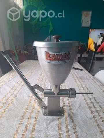 Rellenadora de cuchuflis marca RamM - Imagen 4