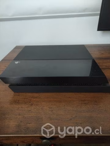 Vendo playstation 4