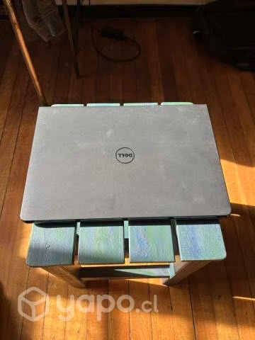 Computadora DELL INSPIRON 14