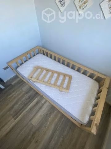 Cama 1 1/2 con menos de 1 año de uso